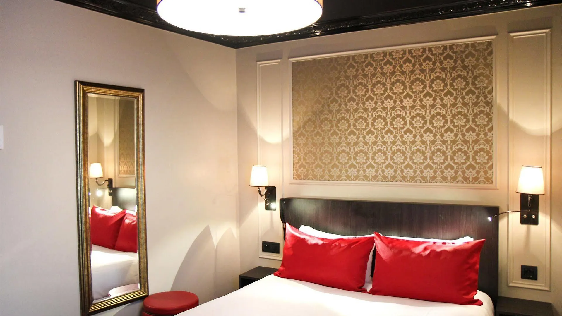 Best Western Le Montmartre - Saint Pierre Paris 3*,
