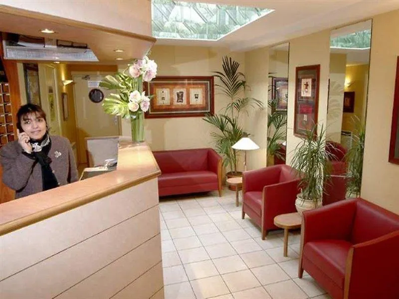 Best Western Le Montmartre – Saint Pierre Paris Hotel