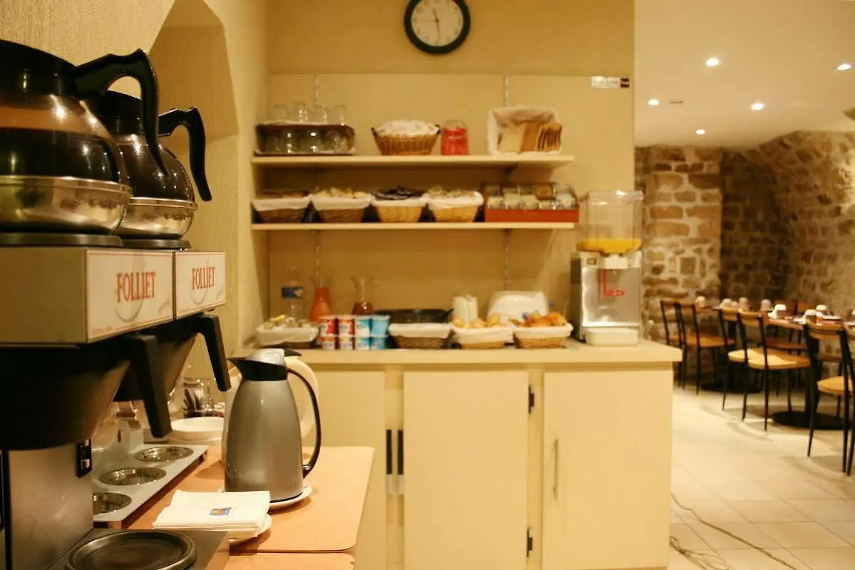 Best Western Le Montmartre – Saint Pierre Paris 3*,